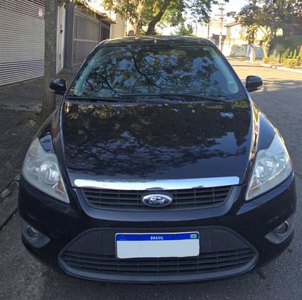 FORD FOCUS 1.6 GL 8V FLEX 4P MANUAL FORD FOCUS 1.6 GL 8V FLEX 4P MANUAL